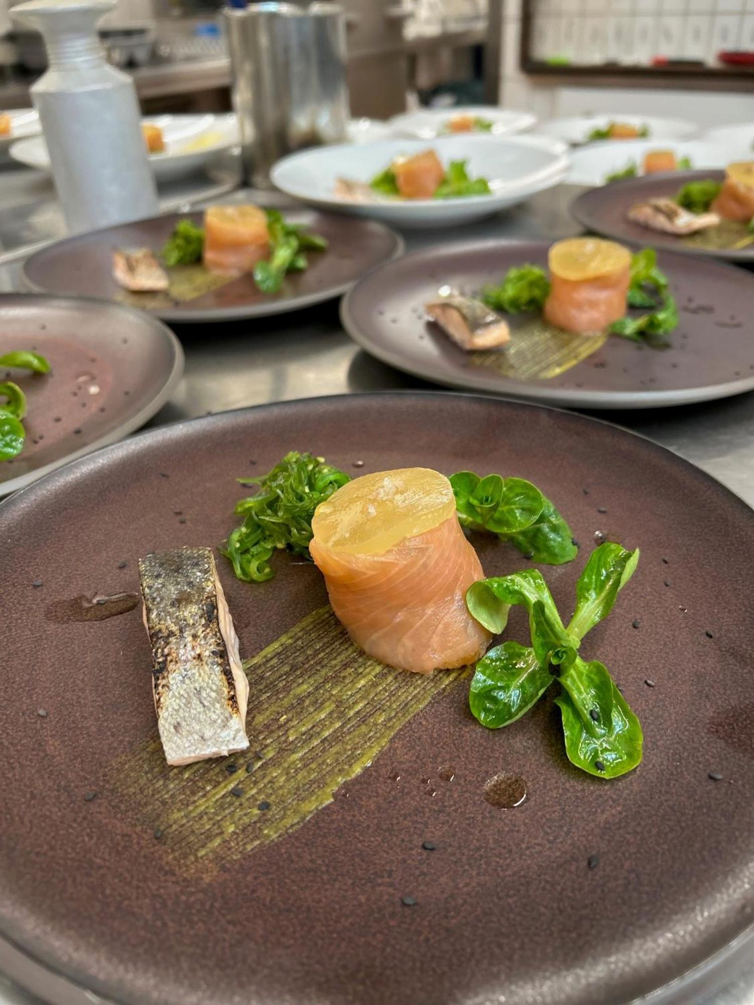 Hotel-Restaurant Steuermann คาร์ลสรูเฮอ ภายนอก รูปภาพ