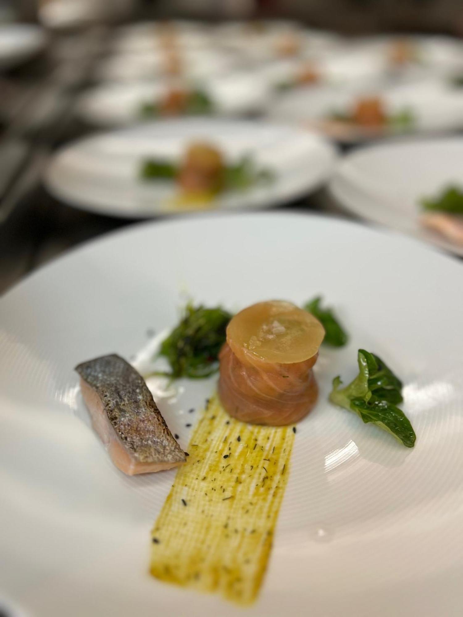 Hotel-Restaurant Steuermann คาร์ลสรูเฮอ ภายนอก รูปภาพ